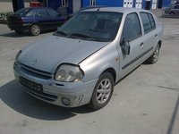 Dezmembrez Renault Clio, an 2001