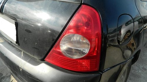 Dezmembrez renault clio, an 2003, 1.5 dci