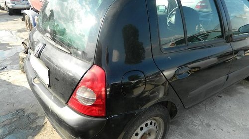 Dezmembrez renault clio, an 2003, 1.5 dci