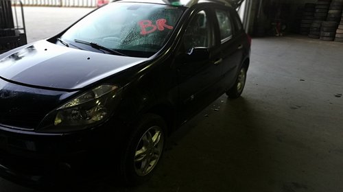 Dezmembrez Renault Clio an 2009