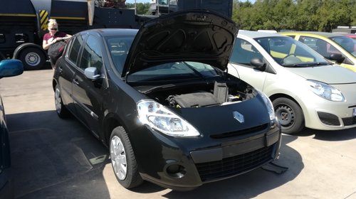 Dezmembrez renault clio an 2011 motor 1.2 ben