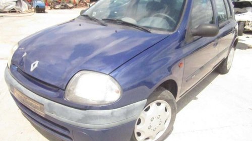 Dezmembrez renault clio , an de fabricatie 20