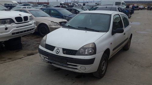 Dezmembrez renault clio an fabr 2005 1,5 dci