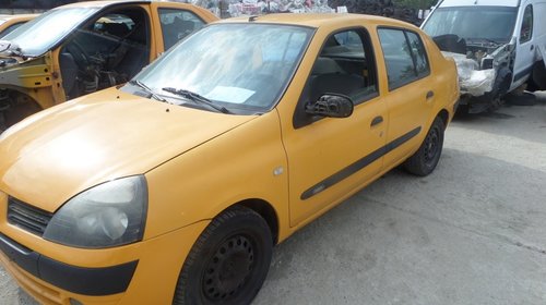 Dezmembrez Renault Clio din 2005