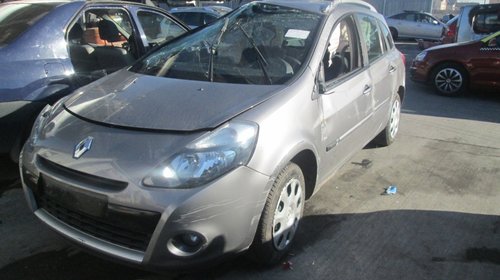 Dezmembrez Renault Clio III 1.5 dci Euro 5 fabricatie 2008