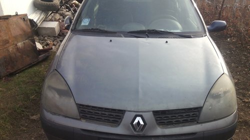 Dezmembrez renault clio simbol 2004 diesel