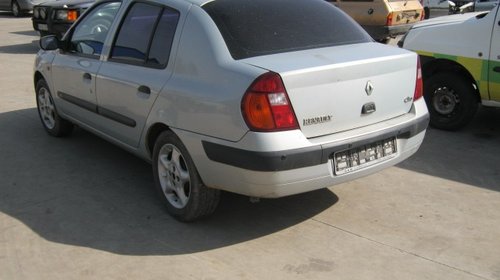 Dezmembrez Renault Clio Simbol din 2002, 1.5d