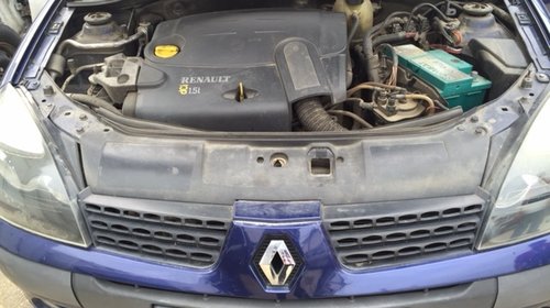 Dezmembrez Renault Clio Symbol 1.4 benzina