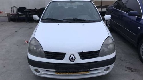 Dezmembrez Renault Clio Symbol 1.5 dci an 200
