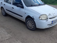 Dezmembrez Renault Clio Symbol an 2000 in Cluj