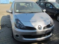 Dezmembrez Renault CLIO3 1,2I An.2007