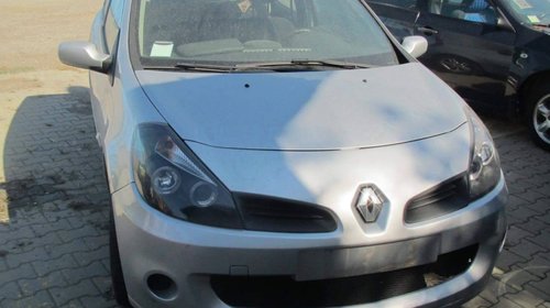 Dezmembrez Renault CLIO3 1,2I An.2007