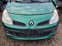 Dezmembrez renault clio3 2007 14.16valve 38.000km impecabil