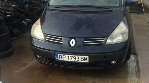 Dezmembrez renault espace din 2004 motor 2.2 