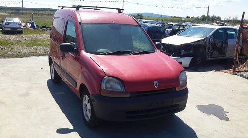 Dezmembrez renault kangoo motor 1,5 dci