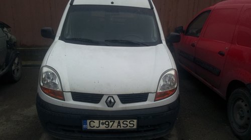 Dezmembrez Renault Kangoo 1.5 dci 2004