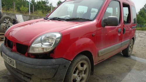 Dezmembrez Renault Kangoo 1,5 dci 2006