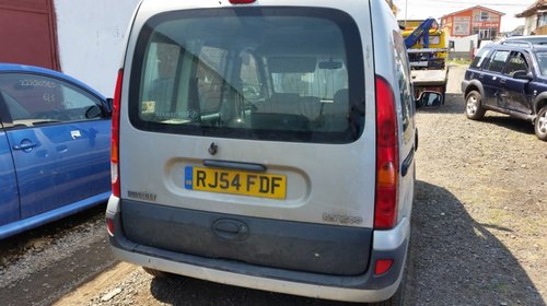 Dezmembrez Renault Kangoo 1.5 dCI 60kw 82cp 2004