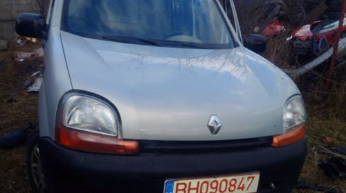 Dezmembrez Renault Kangoo 1.9 DTI an 2001