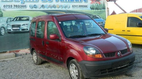 Dezmembrez Renault Kangoo - 2004
