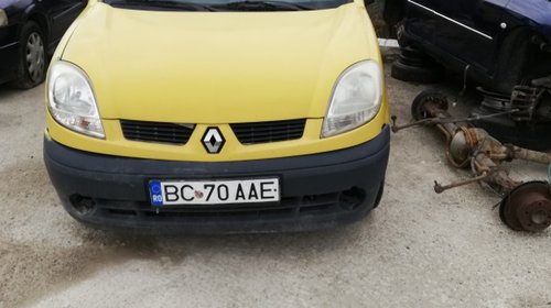 Dezmembrez Renault Kangoo 2005 motor 1.5 D