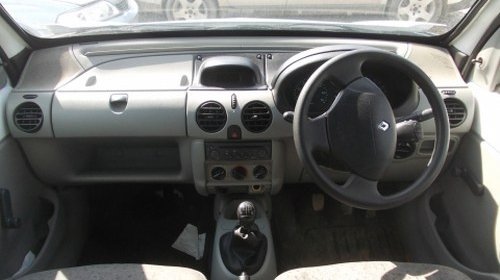 Dezmembrez Renault Kangoo ,an 2007