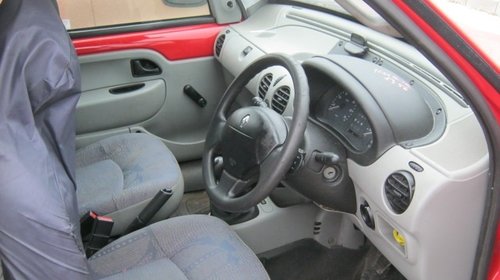 Dezmembrez Renault Kangoo din 2001, 1.5dci,