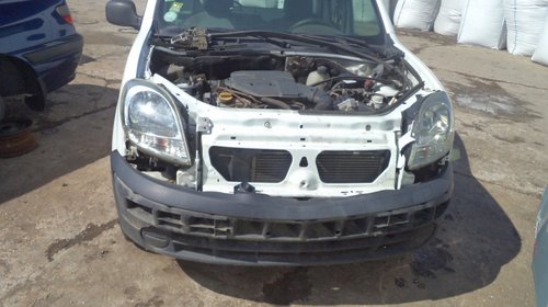 Dezmembrez Renault Kangoo fabricatie 2002, motor 1870 cc, diesel