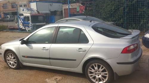 Dezmembrez Renault Laguna 1.9 dci an 2002