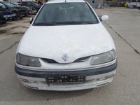 Dezmembrez Renault Laguna 1 din 1996 1.8B