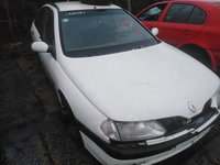 Dezmembrez Renault Laguna 1