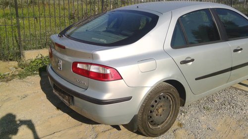 Dezmembrez Renault Laguna 2 ,1.8 benzina