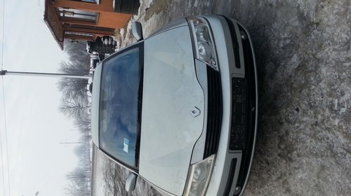 Dezmembrez Renault Laguna 2 1.9 DCI 120 cp