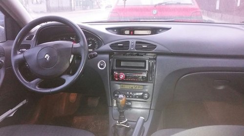 Dezmembrez Renault Laguna 2 1.9 DCI F9Q