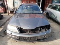 Dezmembrez Renault Laguna 2 2.0 TDI motor defect