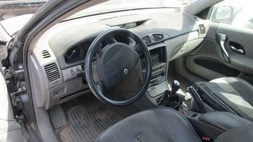 DEZMEMBREZ RENAULT LAGUNA 2 2.2DCI 2004