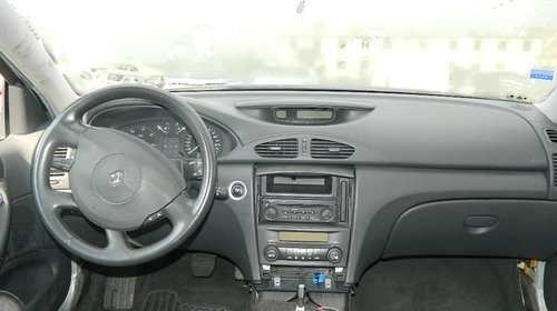 Dezmembrez Renault Laguna 2 , 2001-2005