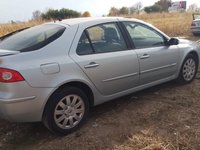 DEZMEMBREZ RENAULT LAGUNA 2 BERLINA DIN 2004