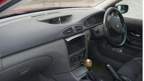 Dezmembrez renault laguna 2 break 1.9 diesel