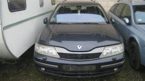 Dezmembrez renault laguna 2 break an 2003 2,2