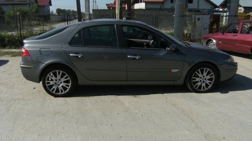 Dezmembrez RENAULT LAGUNA 2 DIN 2002 (1.9 D) 