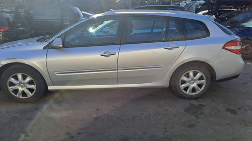 Dezmembrez Renault Laguna 3 2.0 D an 2008