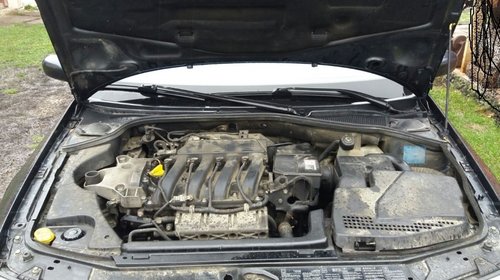 Dezmembrez Renault Laguna II 1,8 benzina 2001