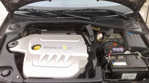 Dezmembrez Renault Laguna II 2.2 dCi, an 2005