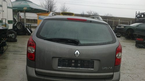 Dezmembrez Renault Laguna II 2.2 dCi, an 2005