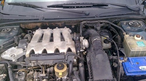 Dezmembrez Renault Laguna, motor 2.2 D, an fabr. 1998