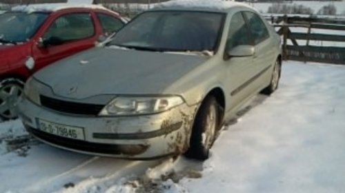 Dezmembrez renault laguna 2 benzina 1.6, 2001