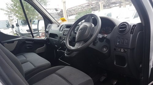 Dezmembrez Renault Master 2012 Duba 2.3 dCi