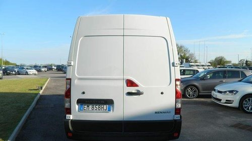 Dezmembrez Renault Master 3 2.3 Dci Euro 5 din 2012 90 000km