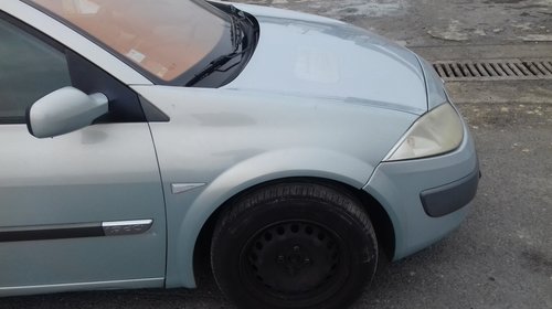 DEZMEMBREZ RENAULT MEGAN 2 1.9DCI HB DOUA USI DIN 2004